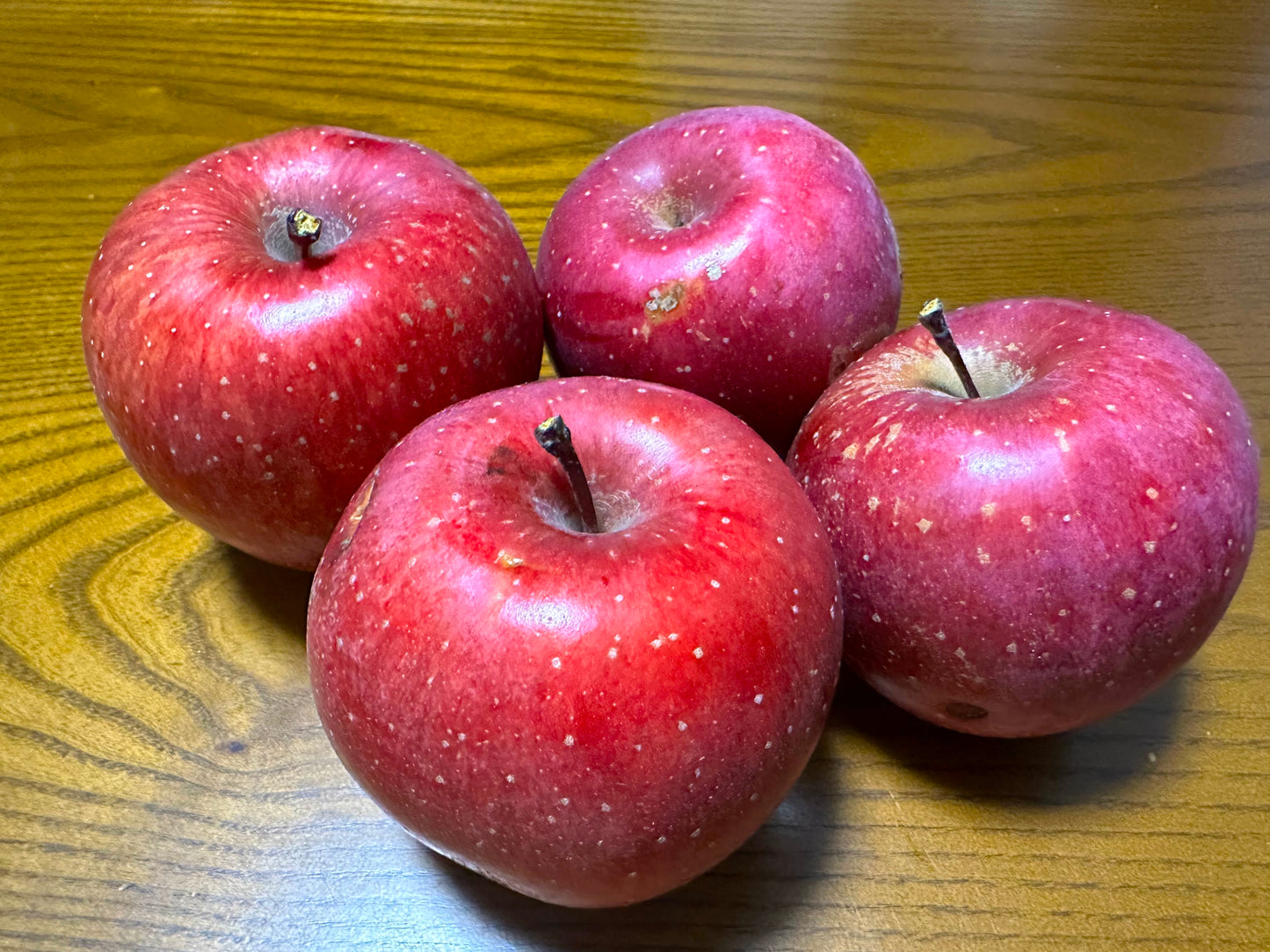 安曇野産サンふじ・訳あり！加工用1kg以上（小玉・中玉大玉のキズあり）